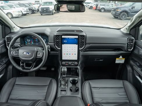 New 2026 Ford Ranger Lariat w/ Trailer Tow Package RWD image 18