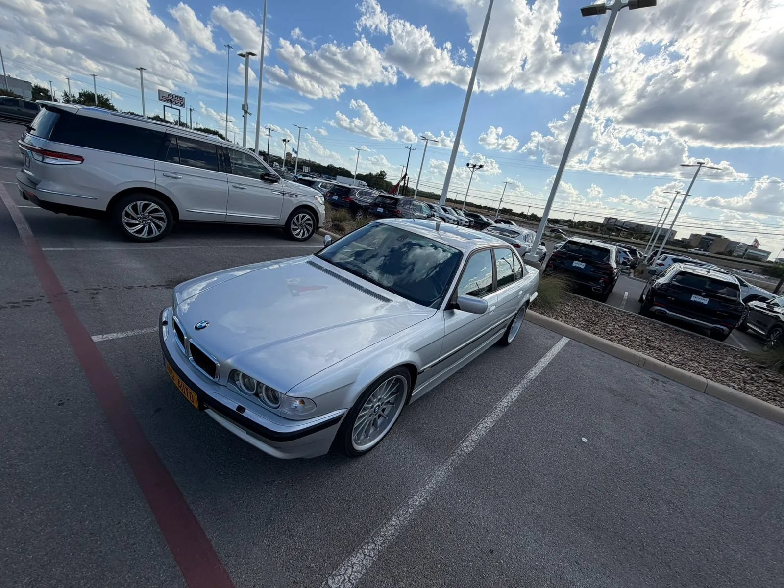Used 2001 BMW 740i RWD image 9