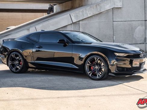 Used 2020 Chevrolet Camaro SS image 61