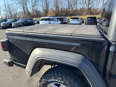 Used 2020 Jeep Gladiator Sport w/ Quick Order Package 24S image 12