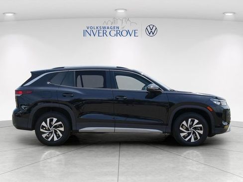 Certified 2025 Volkswagen Tiguan S AWD/4WD image 8