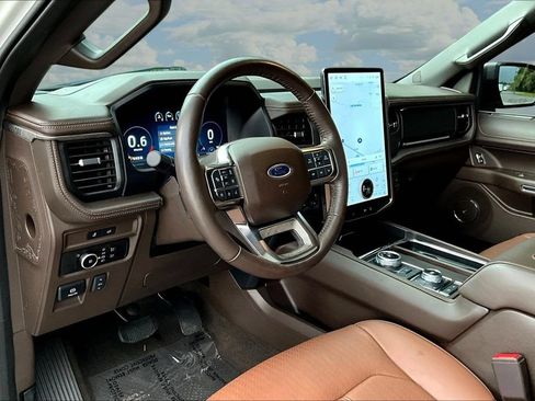 Used 2023 Ford Expedition King Ranch AWD/4WD image 19