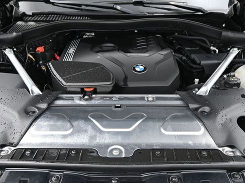 Used 2023 BMW X4 xDrive30i w/ Premium Package image 21