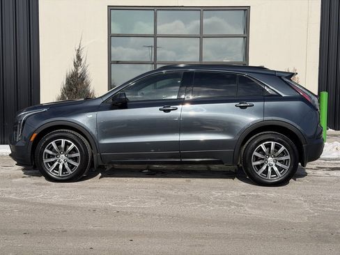 Used 2020 Cadillac XT4 Sport image 2