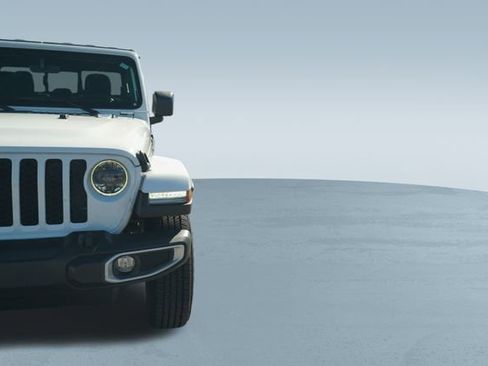 Used 2023 Jeep Gladiator Sport image 39