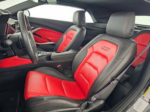 Used 2016 Chevrolet Camaro SS image 19