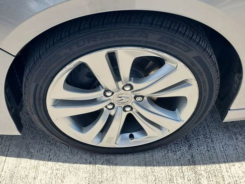 Used 2023 Acura TLX w/ Technology Package FWD image 4