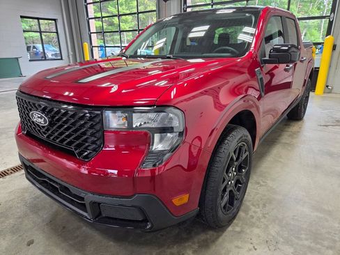 Used 2025 Ford Maverick XLT w/ Black Appearance Package AWD/4WD image 5