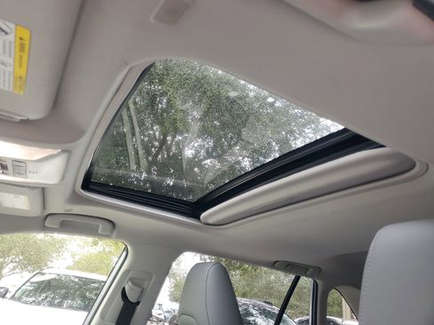 Used 2023 Toyota RAV4 Limited image 16