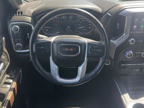 Used 2022 GMC Sierra 3500 SLT w/ SLT Convenience Package AWD/4WD image 9