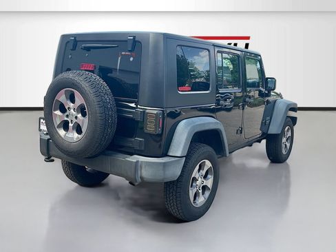Used 2015 Jeep Wrangler Unlimited Sport w/ Connectivity Group AWD/4WD image 7
