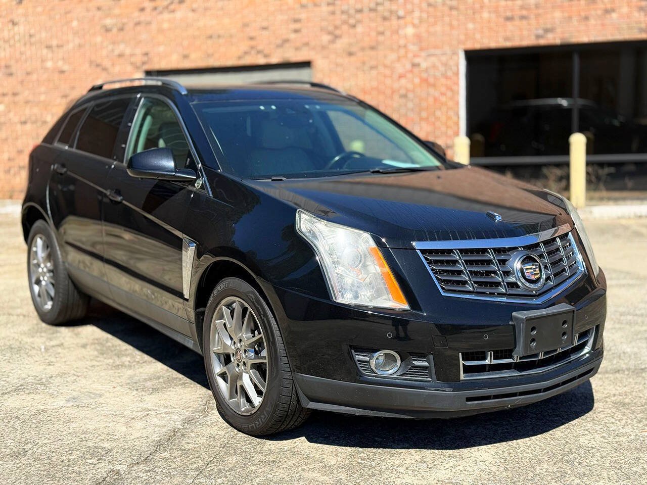 Used 2016 Cadillac SRX Performance w/ Driver Awareness Package AWD/4WD image 4