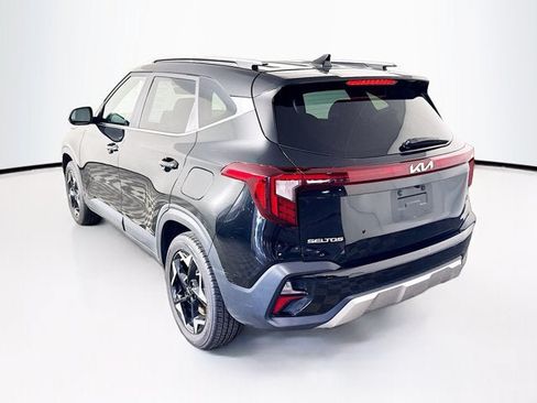 Certified 2025 Kia Seltos EX w/ EX Sunroof Package AWD/4WD image 7