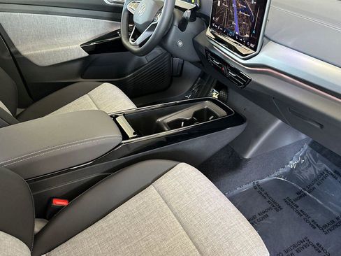 New 2025 Volkswagen ID.4 Pro image 15