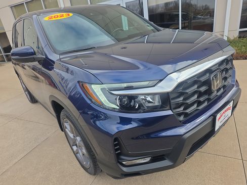 Used 2023 Honda Passport EX-L image 3