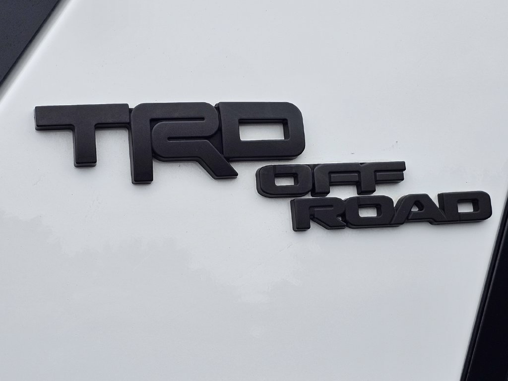 Used 2020 Toyota 4Runner TRD Off-Road AWD/4WD image 12