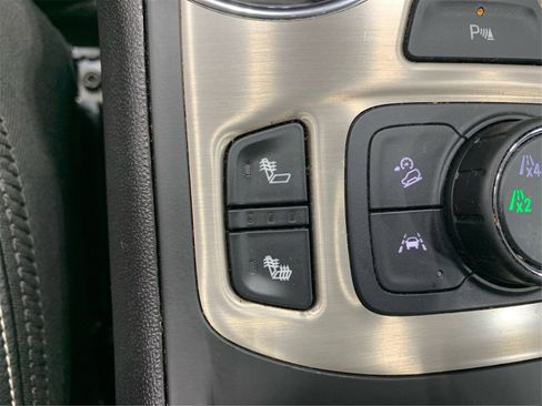 Used 2022 GMC Terrain Denali image 33