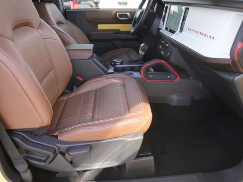 Used 2024 Ford Bronco Heritage Edition image 14