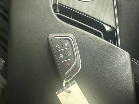 Certified 2025 Cadillac Lyriq Sport AWD/4WD image 32