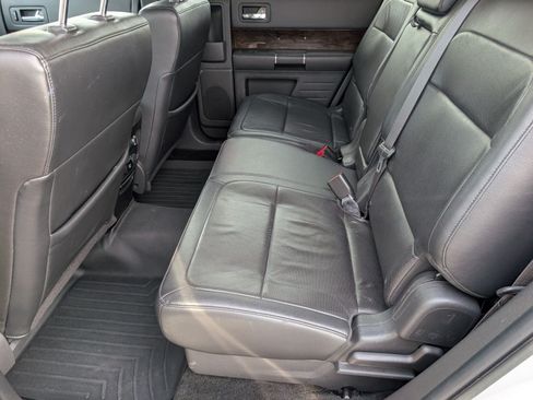 Used 2018 Ford Flex Limited FWD image 27