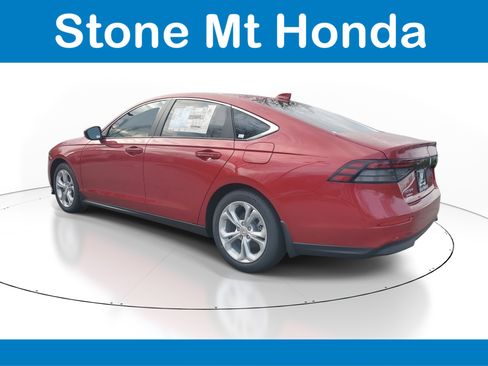 New 2025 Honda Accord LX image 4