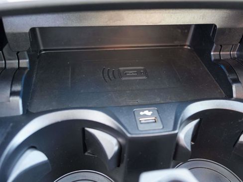 Used 2025 BMW M340i w/ Premium Package image 25