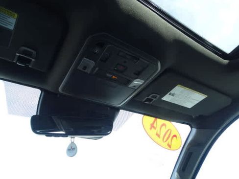 Used 2024 Toyota Tacoma TRD Sport w/ TRD Sport Upgrade Package image 36