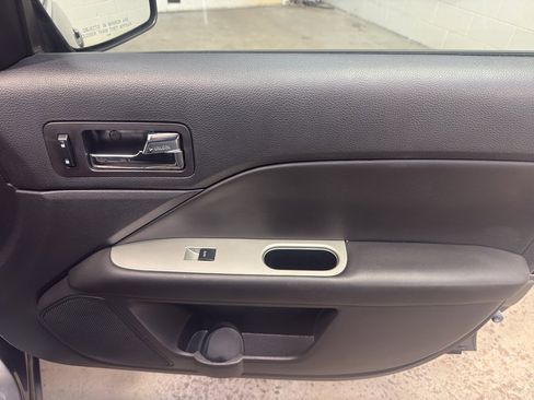Used 2011 Ford Fusion SEL w/ 302A Rapid Spec Order Code image 20