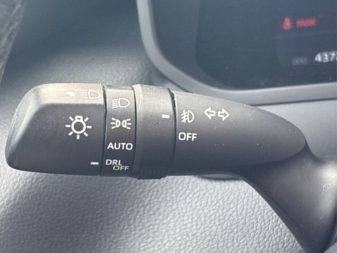 Used 2023 Toyota Sequoia Limited image 27