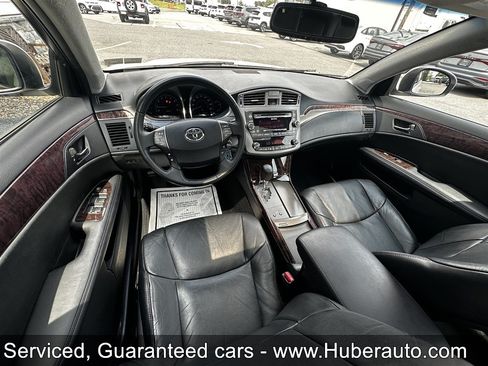 Used 2011 Toyota Avalon FWD image 15