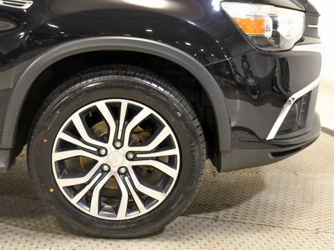 Used 2018 Mitsubishi Outlander Sport ES image 12