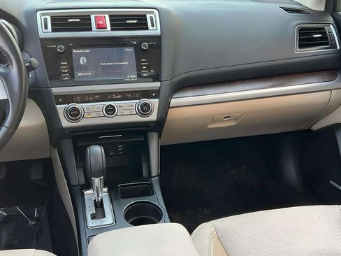 Used 2016 Subaru Outback 3.6R Limited AWD/4WD image 20