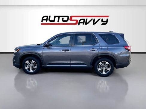 Used 2024 Honda Pilot EX-L image 4