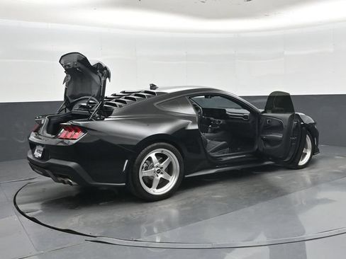 Used 2024 Ford Mustang GT Premium RWD image 58