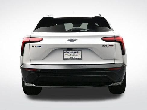 Used 2025 Chevrolet Blazer EV RS w/ Super Cruise Package AWD/4WD image 4