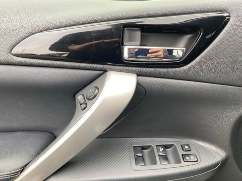 Used 2024 Mitsubishi Eclipse Cross SE image 11