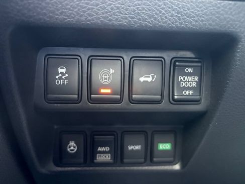 Used 2017 Nissan Rogue SL w/ SL Premium Package AWD/4WD image 17