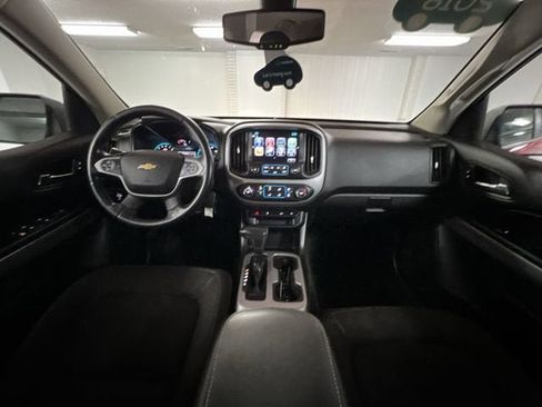 Certified 2018 Chevrolet Colorado LT w/ LT Convenience Package image 19