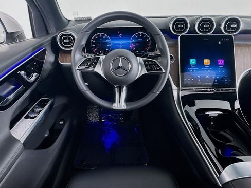 Certified 2026 Mercedes-Benz GLC 300 image 4