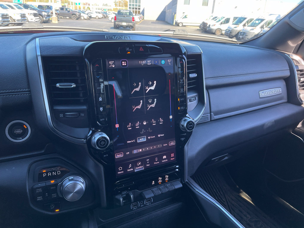 Used 2025 RAM 1500 Laramie AWD/4WD image 14