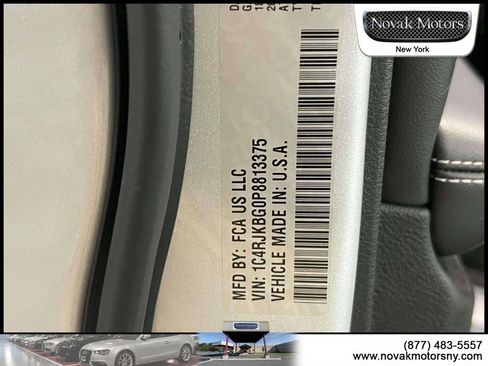 Used 2023 Jeep Grand Cherokee L Limited AWD/4WD image 21