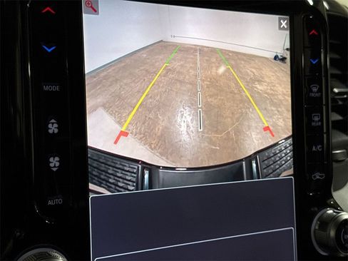 Used 2025 RAM 2500 Big Horn image 15