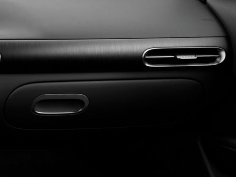 New 2026 Genesis GV60 RWD image 29