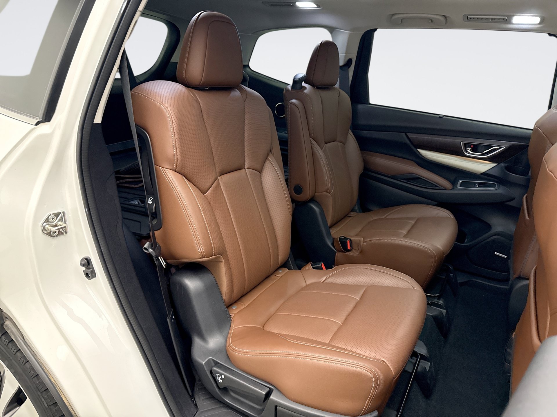 Used 2019 Subaru Ascent Touring w/ Popular Package #3 AWD/4WD image 19