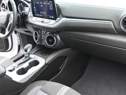 Used 2024 Chevrolet Blazer LT w/ Convenience Package image 29