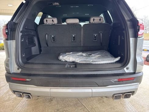 New 2026 GMC Acadia Elevation image 33