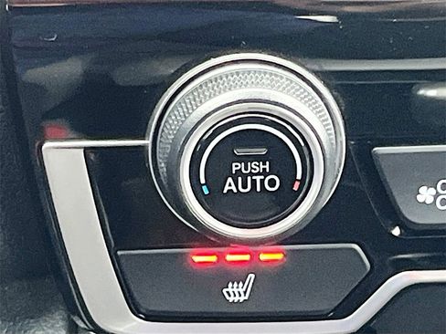 Used 2020 Honda CR-V Touring image 21