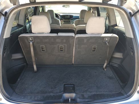 Used 2021 Honda Pilot EX image 13