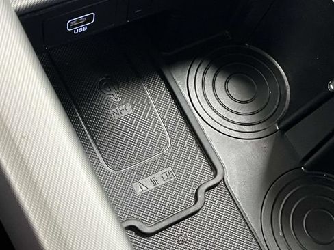 Used 2025 Hyundai Palisade SEL FWD image 42