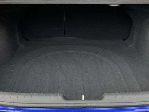 Used 2024 Hyundai Elantra Limited image 46